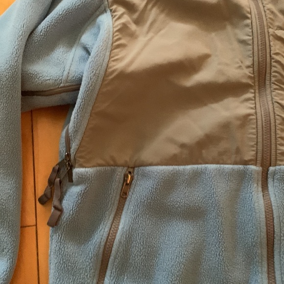 Women’s North Face Blazer - Picture 3 of 8